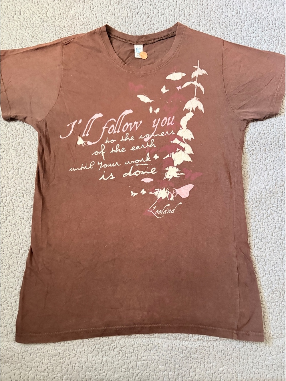 Brown Airbrush follow your heart graphic T-shirt